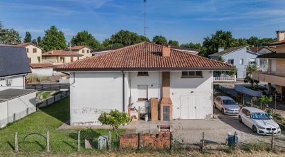 Casa indipendente / Villa 7 locali di 270 m² in Argenta (44011)