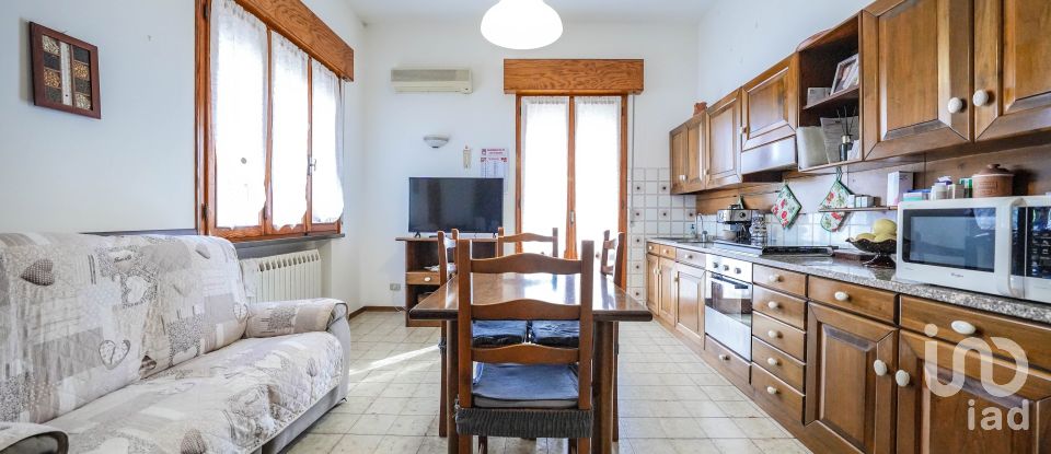 Casa indipendente / Villa 7 locali di 270 m² in Argenta (44011)