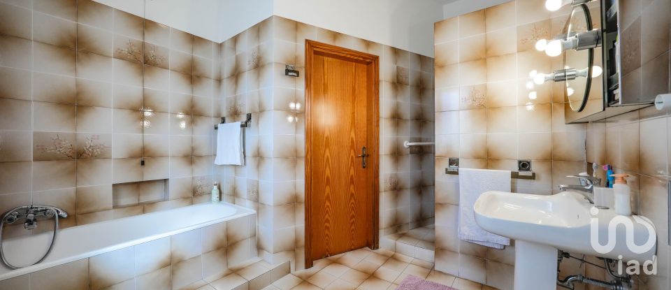 Casa indipendente / Villa 7 locali di 270 m² in Argenta (44011)