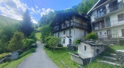 Rustico 6 locali di 150 m² in Mezzenile (10070)