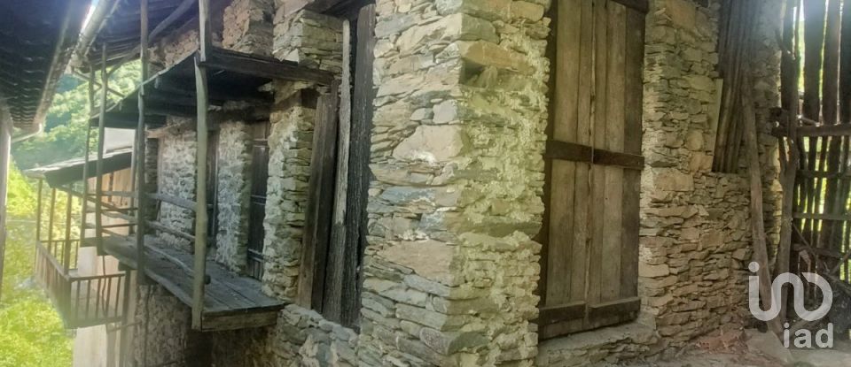 Rustico 6 locali di 150 m² in Mezzenile (10070)