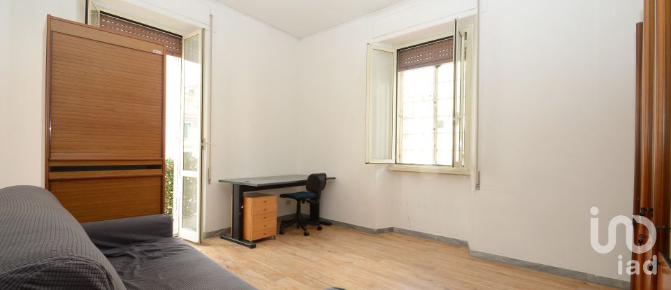 Three-room apartment of 85 m² in Roma (00174)
