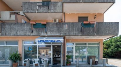 Negozio / locale commerciale di 95 m² in Goito (46044)