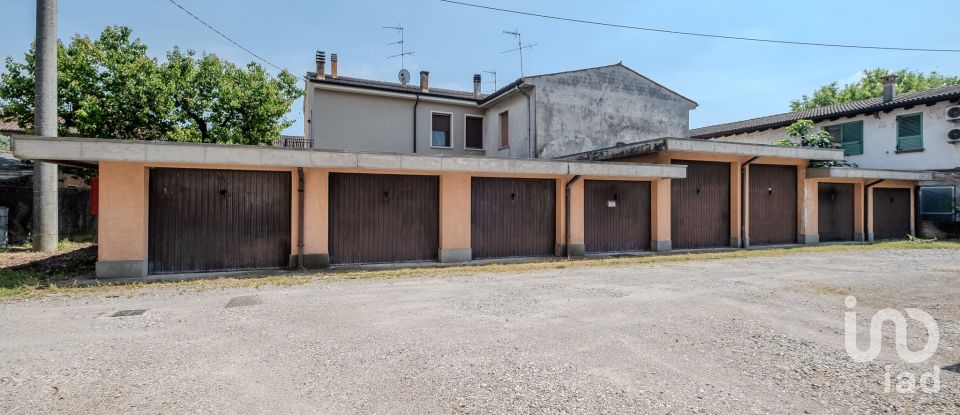 Negozio / locale commerciale di 95 m² in Goito (46044)