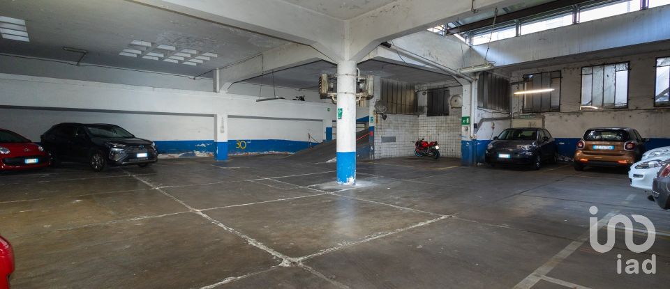 Negozio / locale commerciale di 1.100 m² in Torino (10149)