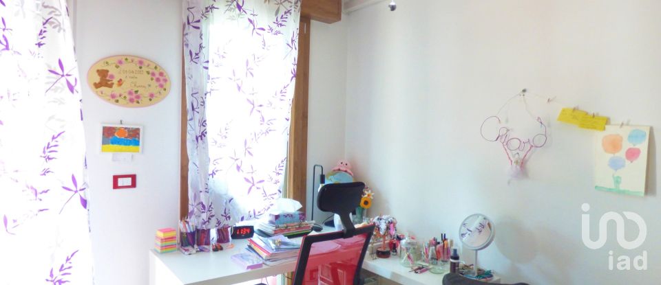 Apartment 7 rooms of 138 m² in Padova (35134)