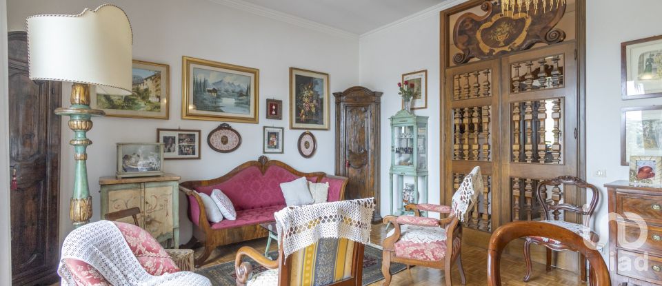 Casa indipendente / Villa 11 locali di 260 m² in Appignano (62010)