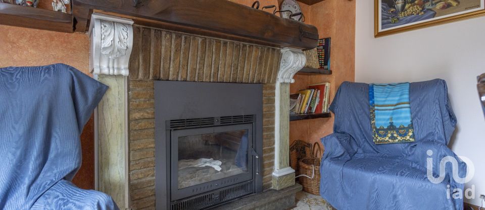 Casa indipendente / Villa 11 locali di 260 m² in Appignano (62010)