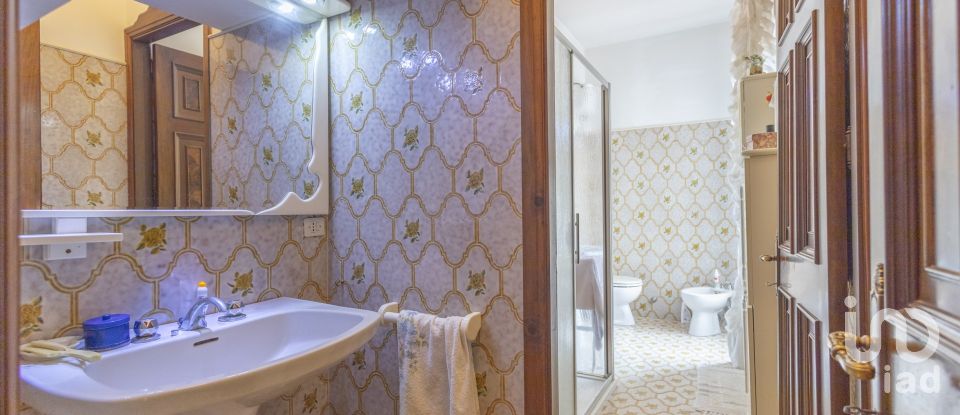 Casa indipendente / Villa 11 locali di 260 m² in Appignano (62010)