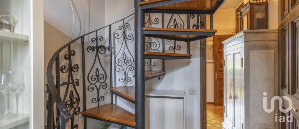 Casa indipendente / Villa 11 locali di 260 m² in Appignano (62010)