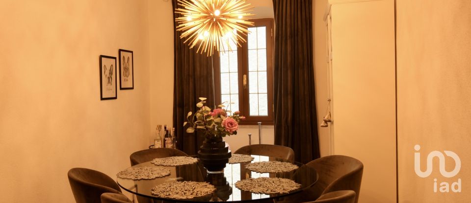 Casa indipendente / Villa 9 locali di 260 m² in Murialdo (17013)