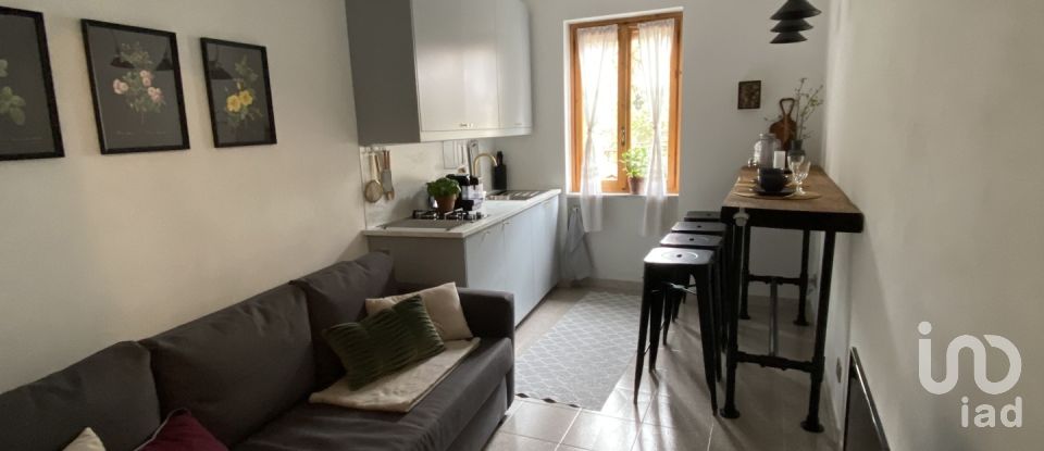 Casa indipendente / Villa 9 locali di 260 m² in Murialdo (17013)