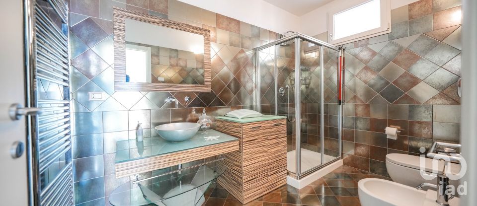 Casa indipendente / Villa 7 locali di 196 m² in Comacchio (44022)