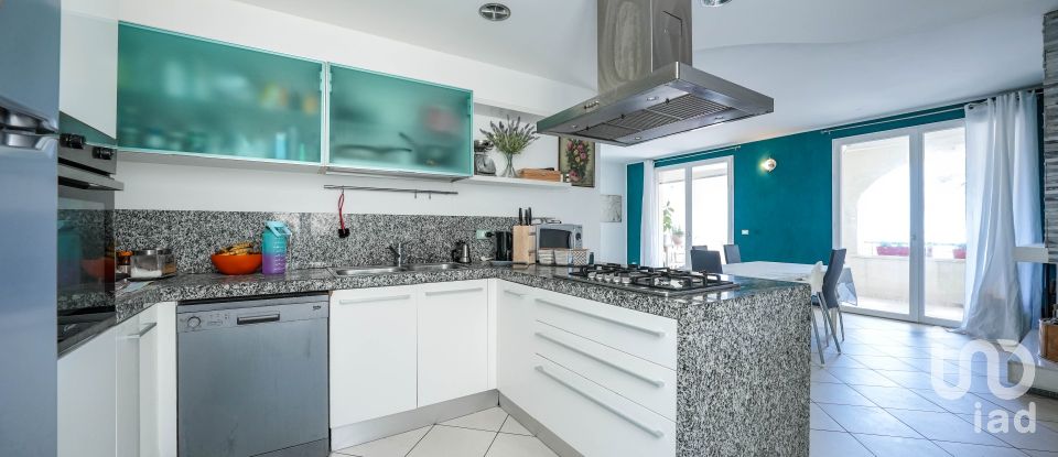 Casa indipendente / Villa 7 locali di 196 m² in Comacchio (44022)