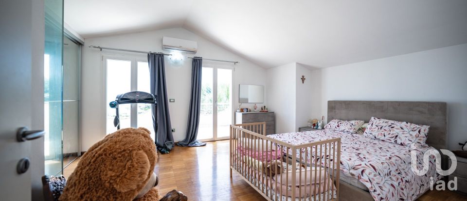 Casa indipendente / Villa 7 locali di 196 m² in Comacchio (44022)