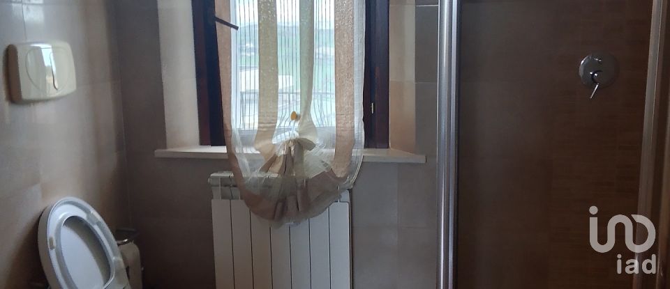 Loft 5 locali di 75 m² a Montegranaro (63812)