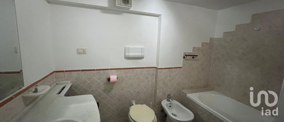 Apartment 0 rooms of 82 m² in Tortolì (08048)