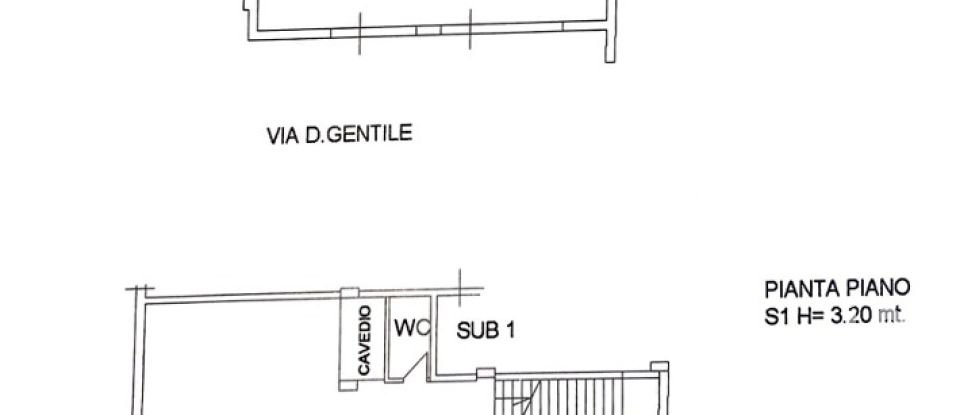 Negozio / locale commerciale di 240 m² in San Nicola la Strada (81020)