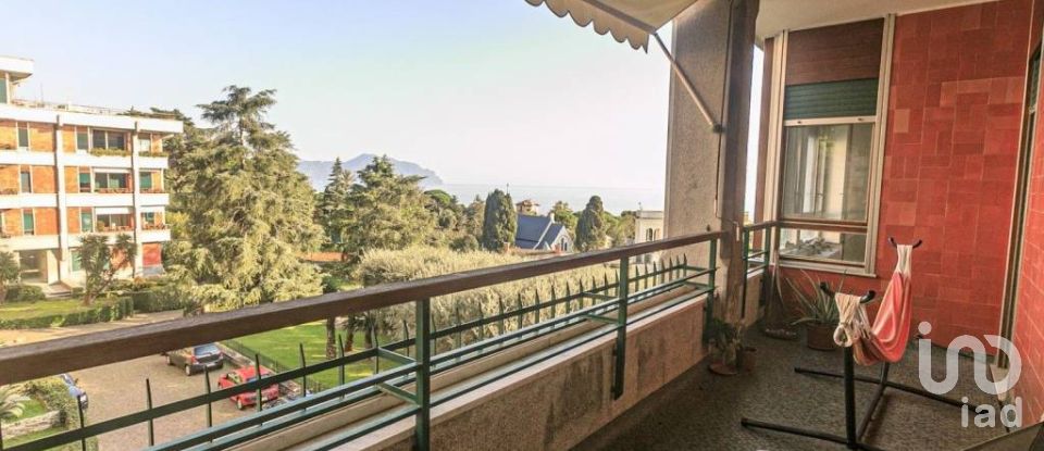 Four-room apartment of 120 m² in Genova (16167)