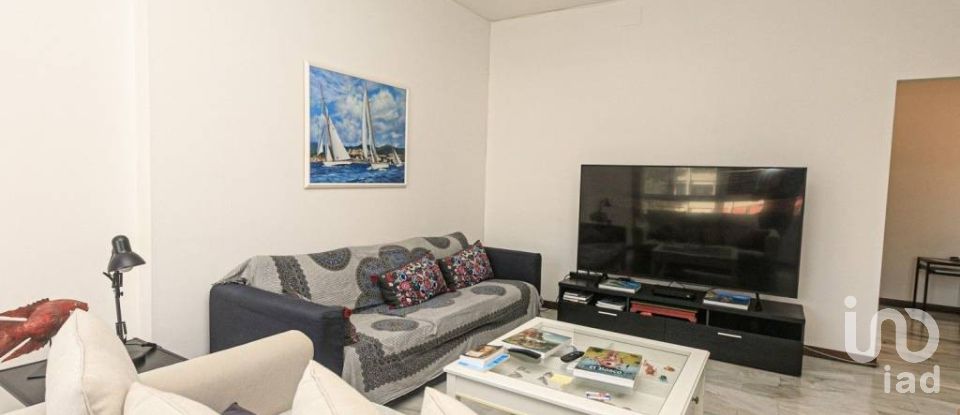 Four-room apartment of 120 m² in Genova (16167)