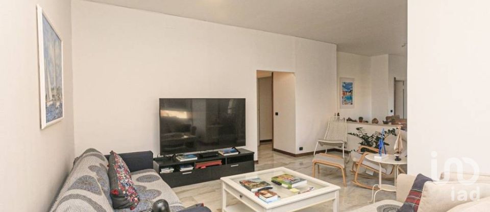 Four-room apartment of 120 m² in Genova (16167)