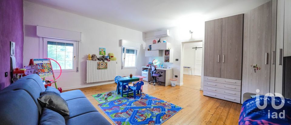 Casa indipendente / Villa 10 locali di 289 m² in Portomaggiore (44015)