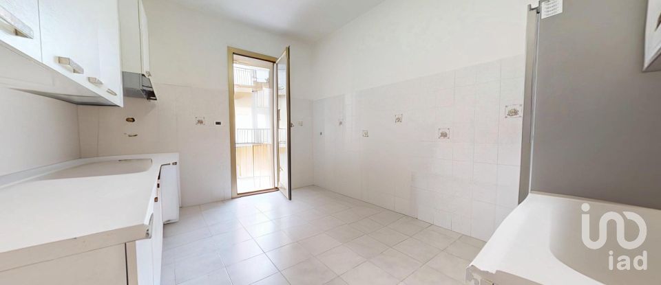 Appartamento 5 locali di 100 m² a Arenzano (16011)