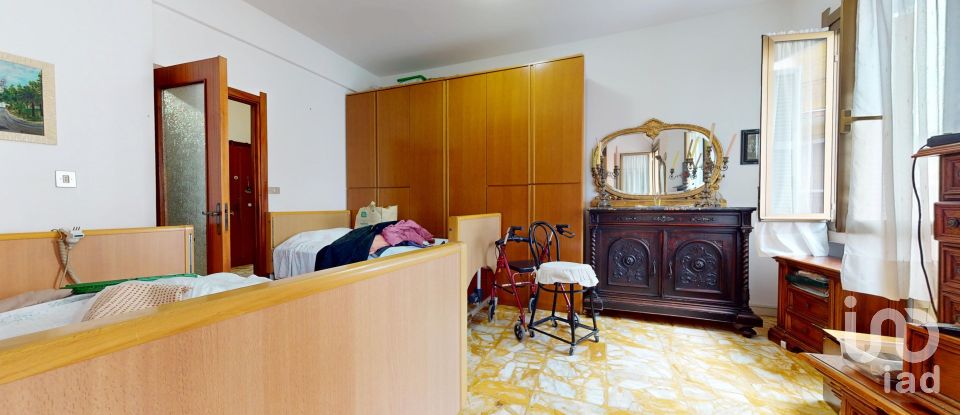 Appartamento 5 locali di 100 m² a Arenzano (16011)