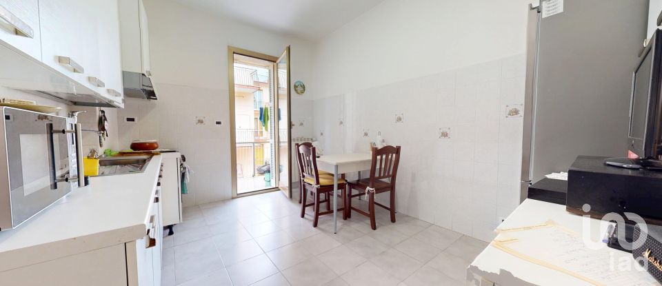 Appartamento 5 locali di 100 m² a Arenzano (16011)