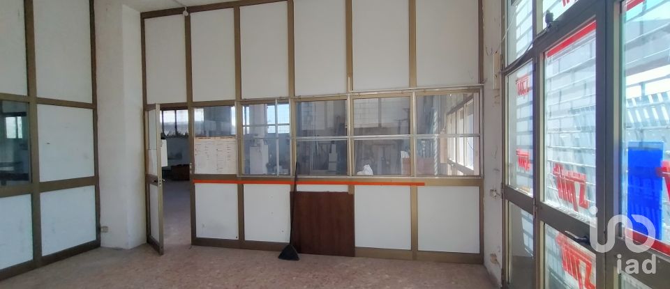 Capannone di 340 m² in Ancona (60131)