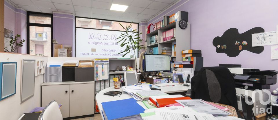 Negozio / locale commerciale di 50 m² in Torino (10126)