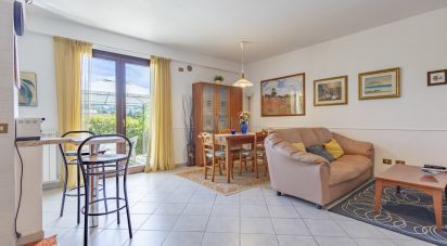 Trilocale di 72 m² a Montelupone (62010)