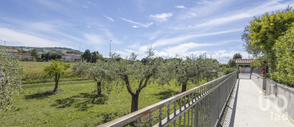 Three-room apartment of 72 m² in Montelupone (62010)