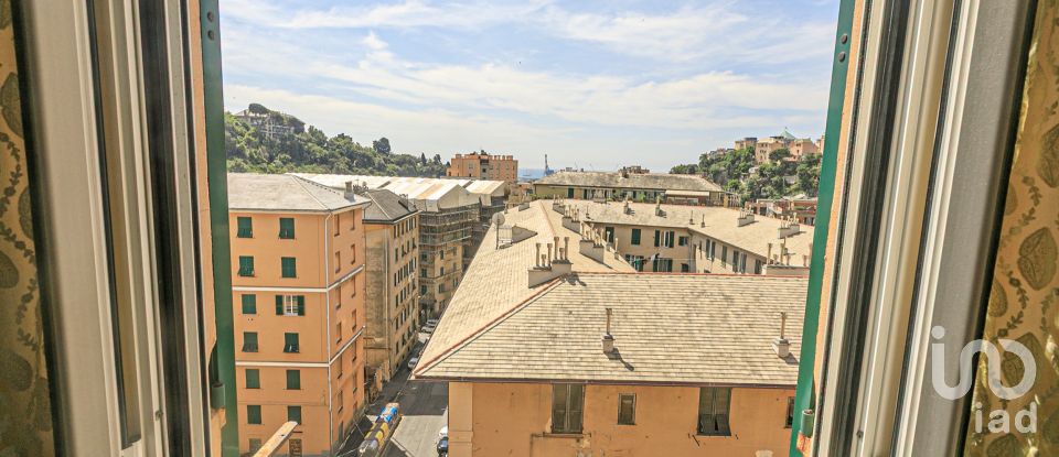 Trilocale di 70 m² a Genova (16127)