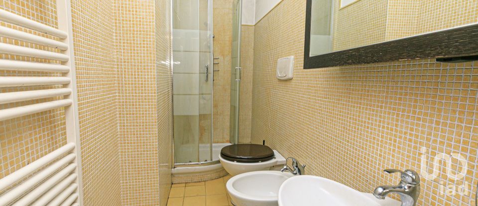 Trilocale di 70 m² a Genova (16127)