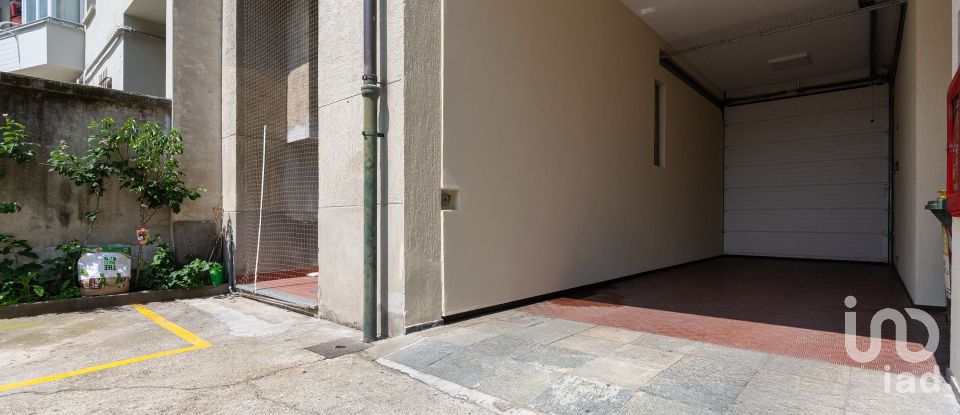 Shop / premises commercial of 49 m² in Torino (10141)