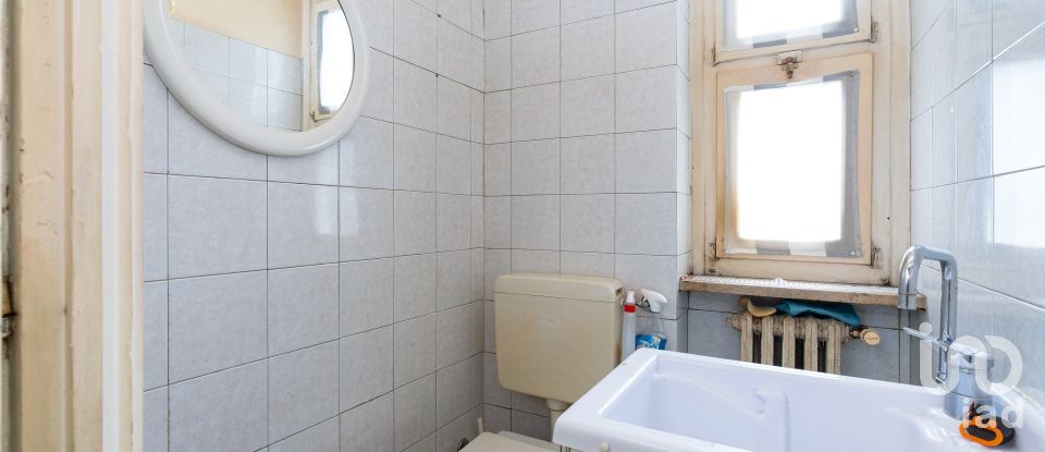 Shop / premises commercial of 49 m² in Torino (10141)