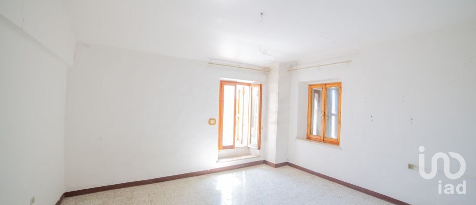 Casa indipendente / Villa 0 locali di 490 m² in San Lorenzo in Campo (61047)