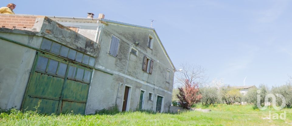 Casa indipendente / Villa 0 locali di 490 m² in San Lorenzo in Campo (61047)