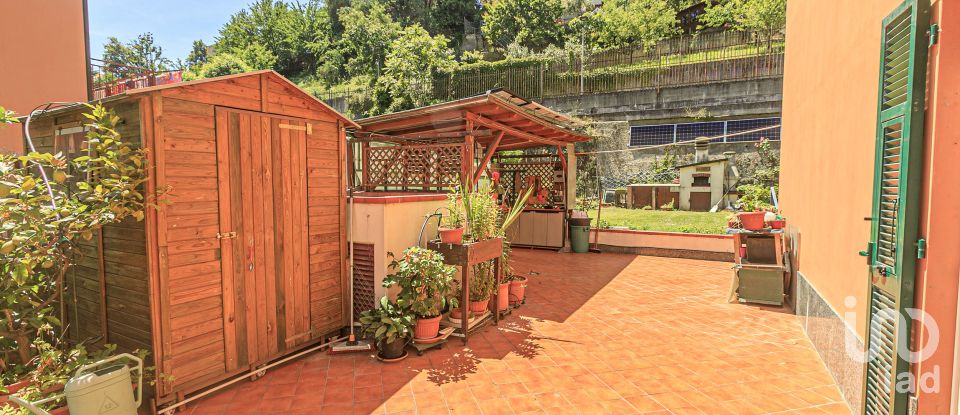 Apartment 5 rooms of 100 m² in Genova (16163)