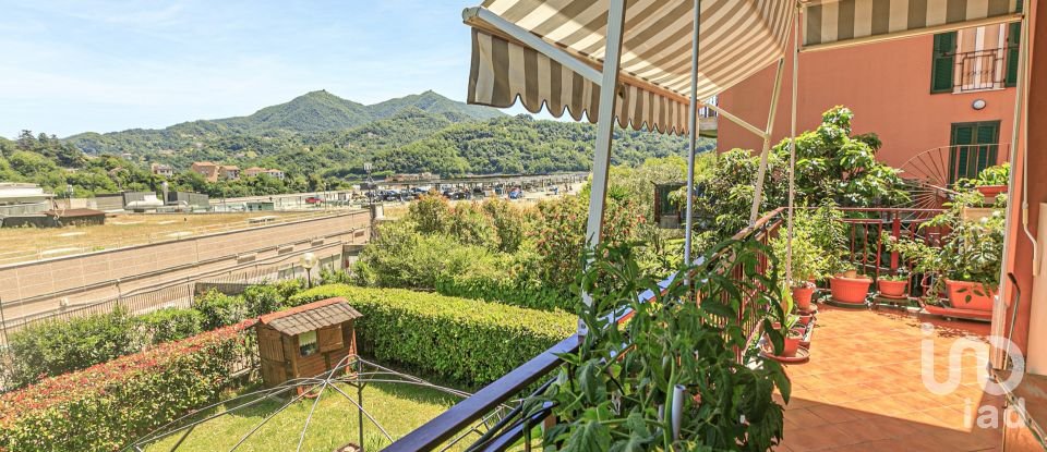 Apartment 5 rooms of 100 m² in Genova (16163)