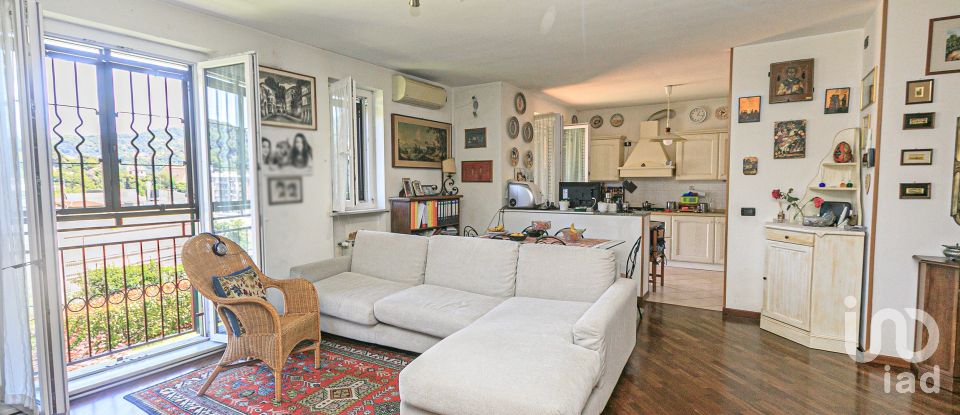 Apartment 5 rooms of 100 m² in Genova (16163)