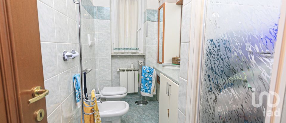 Apartment 5 rooms of 100 m² in Genova (16163)