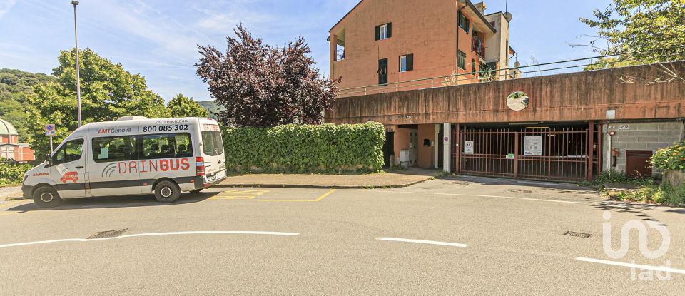 Apartment 5 rooms of 100 m² in Genova (16163)