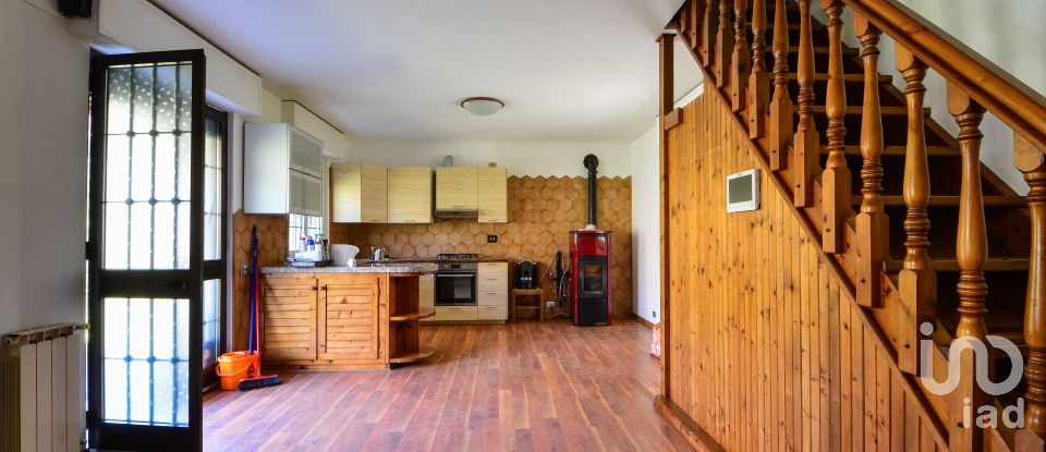 Townhouse 5 rooms of 113 m² in Millesimo (17017)