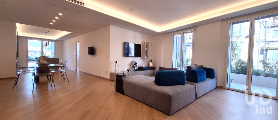 Quadrilocale di 150 m² a Angri (84012)