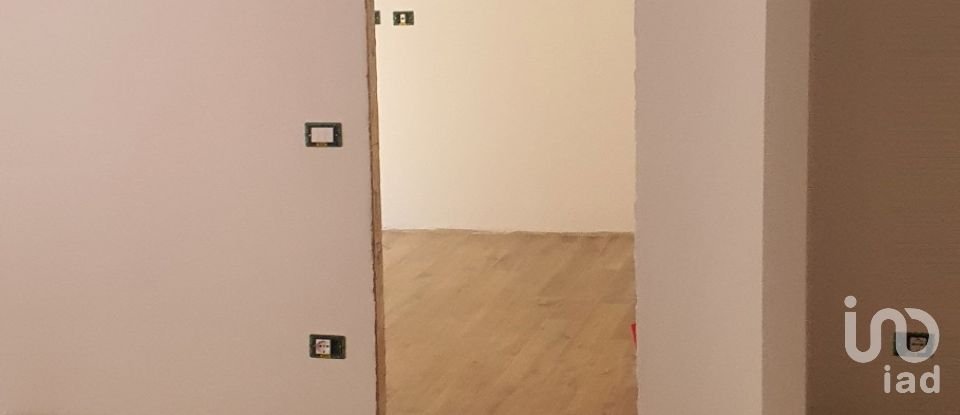 Appartamento 5 locali di 75 m² a Genova (16148)