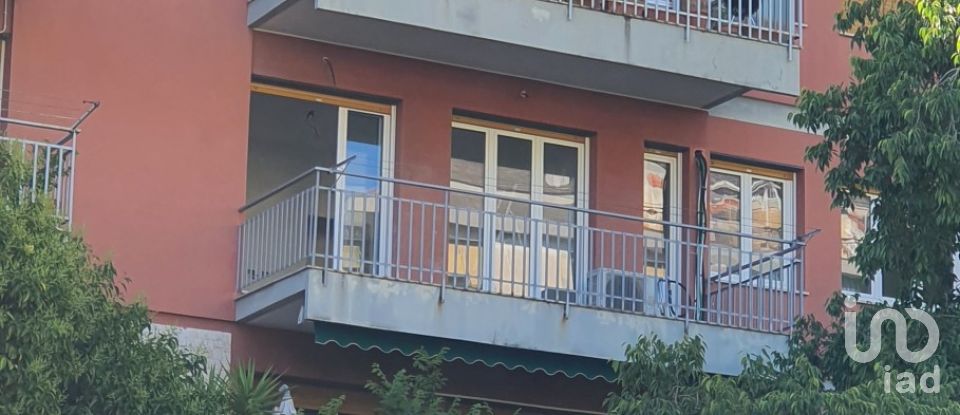 Appartamento 5 locali di 75 m² a Genova (16148)