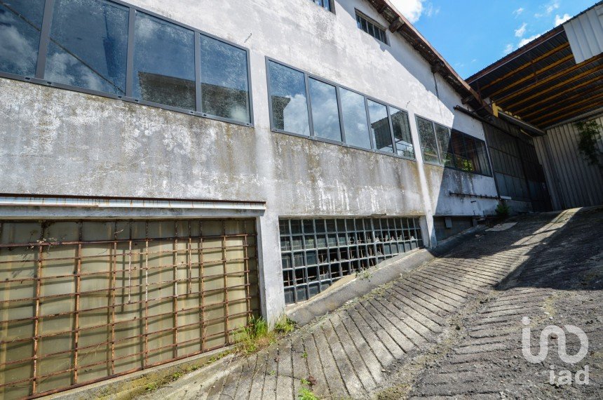 Capannone di 1.500 m² in Millesimo (17017)