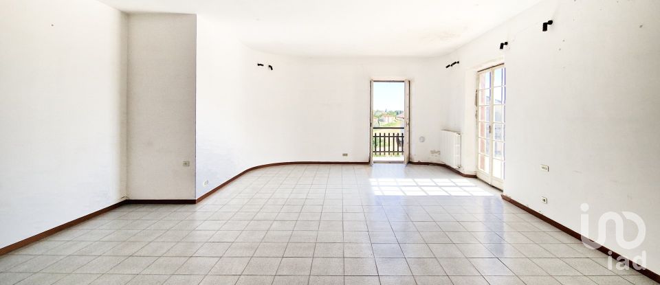 Loft 4 rooms of 270 m² in Monte San Giusto (62015)